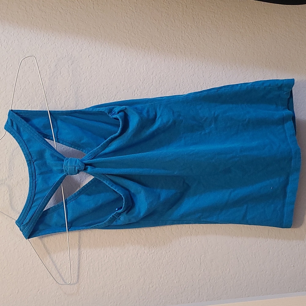 Blue Tank - Picture 3 of 3